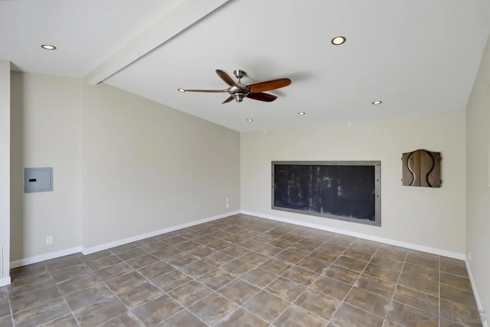 Photo of 9723 Roe Drive
