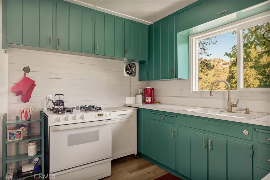 Photo of 22865 Fir Lane