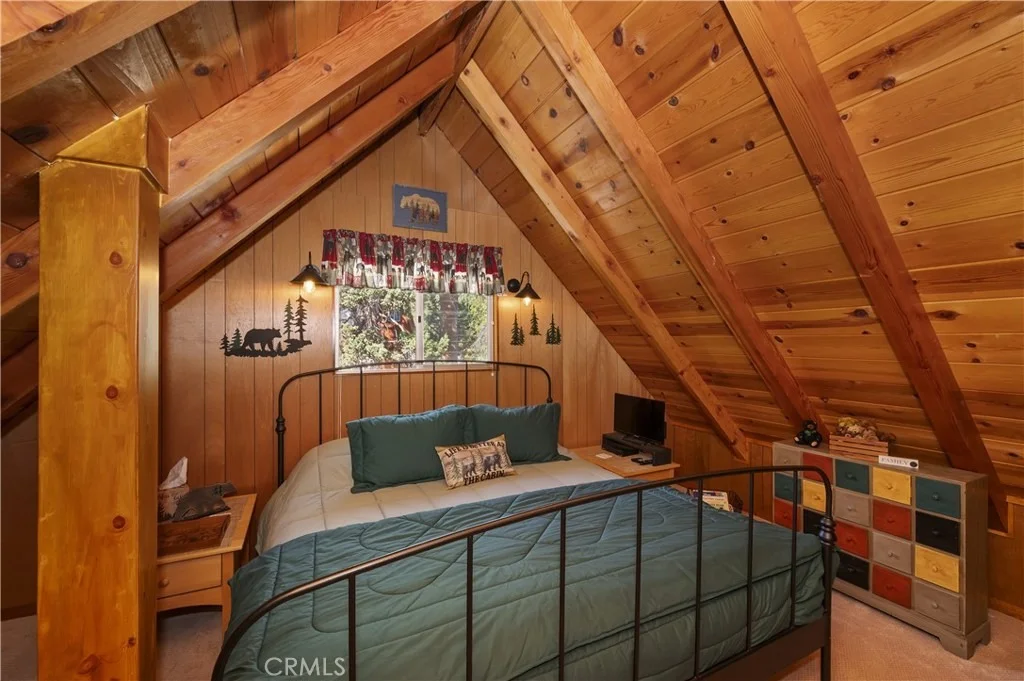 Photo of 698 Highland