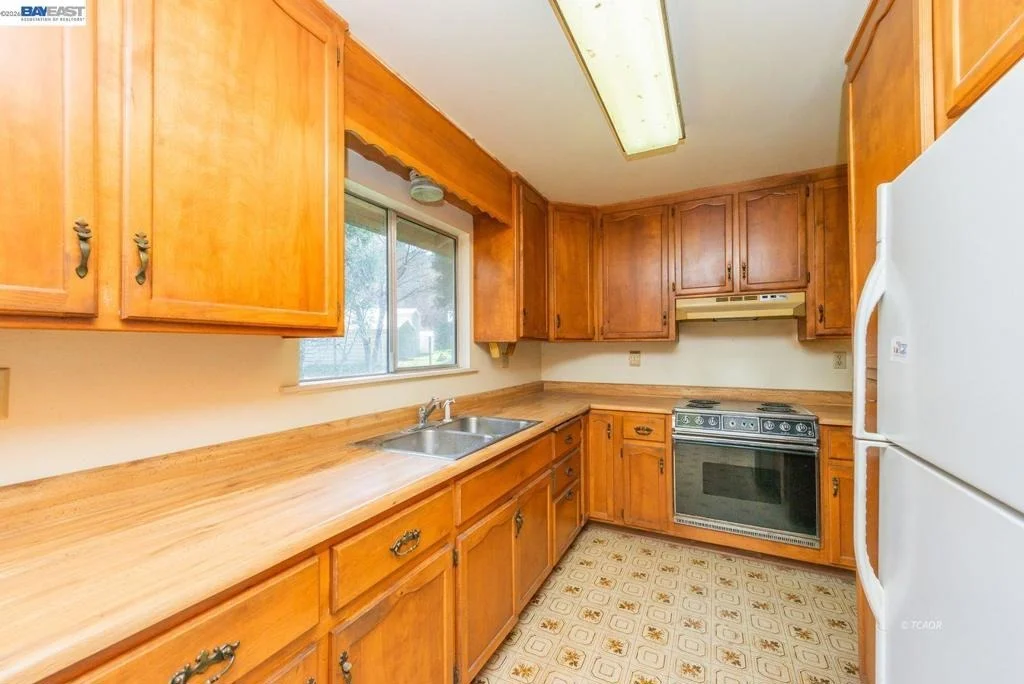 Photo of 376 Mountain View Dr.
