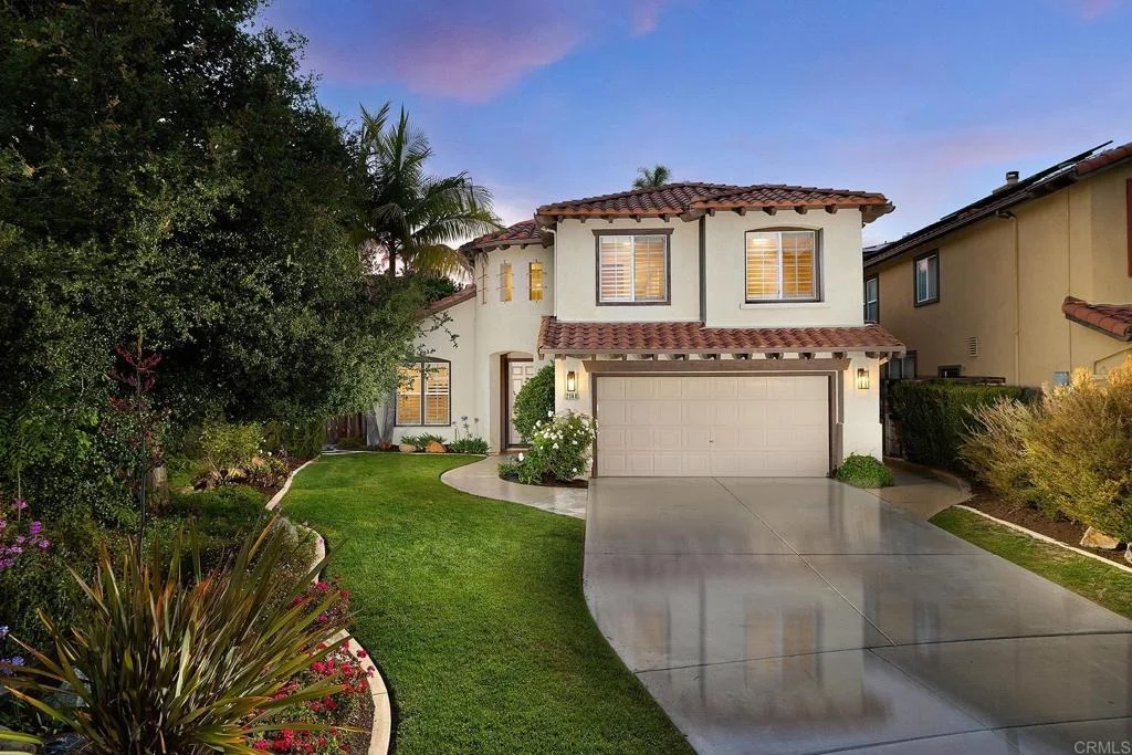 Photo of 2360 Avenida Helecho