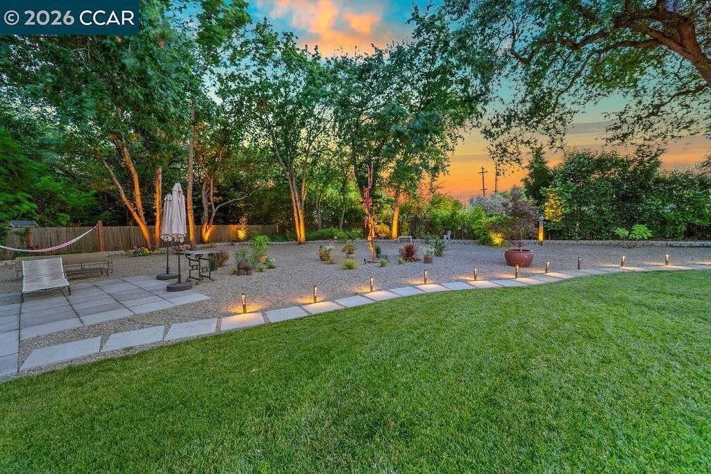 Photo of 1409 Walden Rd