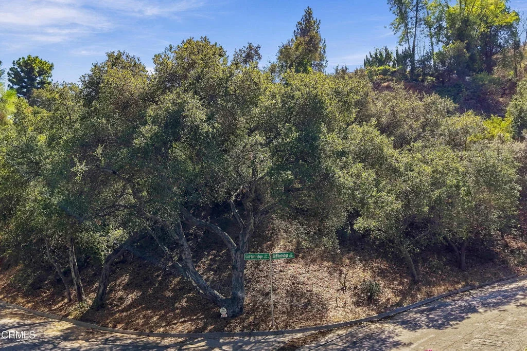 Photo of 1220 Flintridge Circle