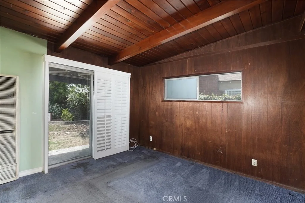 Photo of 2458 Gaspar Avenue