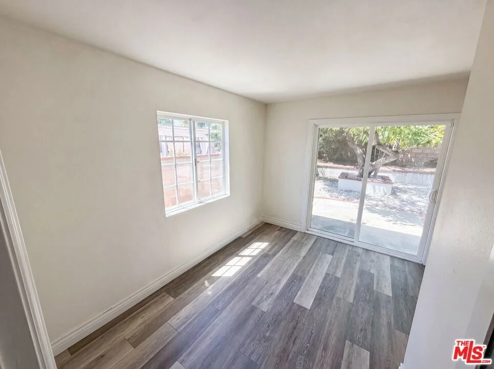 Photo of 1007 E Citrus Edge Street