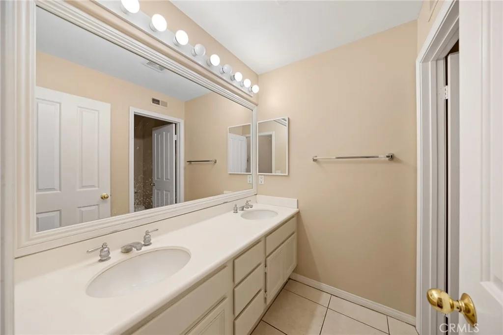 Photo of 32 Laurelwood