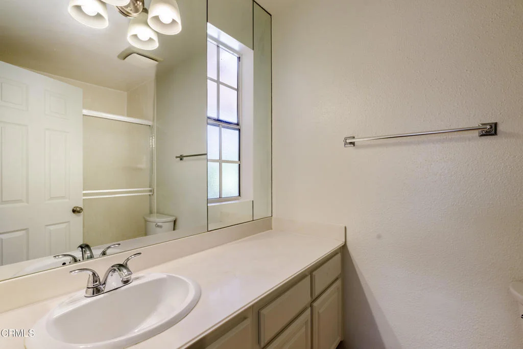 Photo of 6131 Fremont Circle