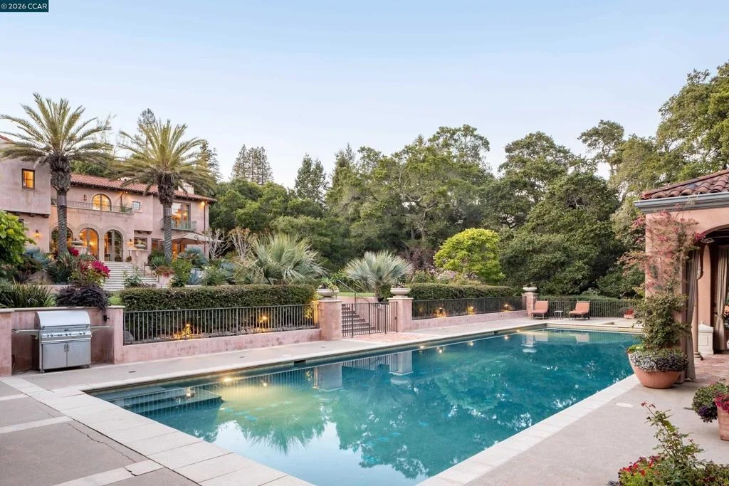 Photo of 280 Indian Rd