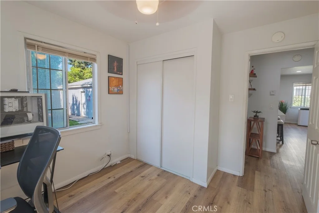 Photo of 609 N Crane Avenue Avenue