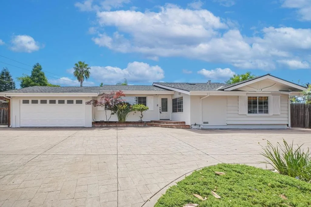 Photo of 212 Saint Henry Drive