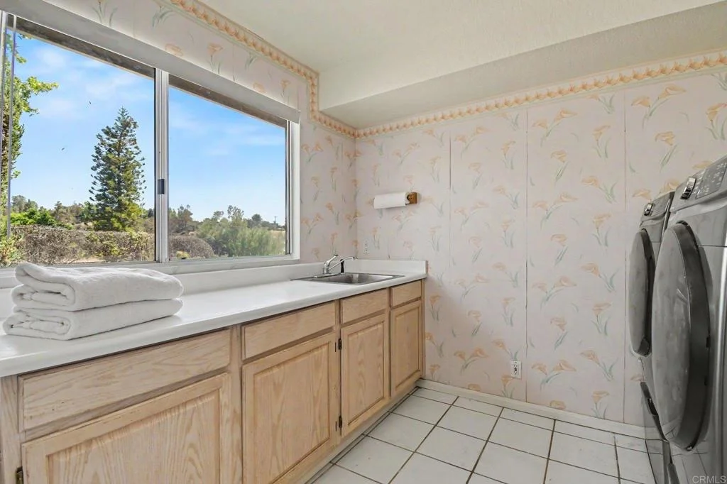 Photo of 2567 Starkey Way