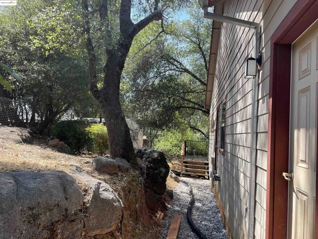Photo of 19360 Susan Way