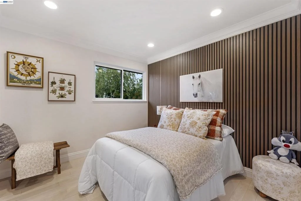 Photo of 111 Silver Cloud Place