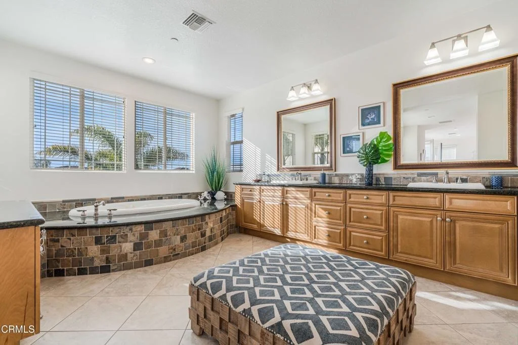 Photo of 4126 Harbour Island Lane
