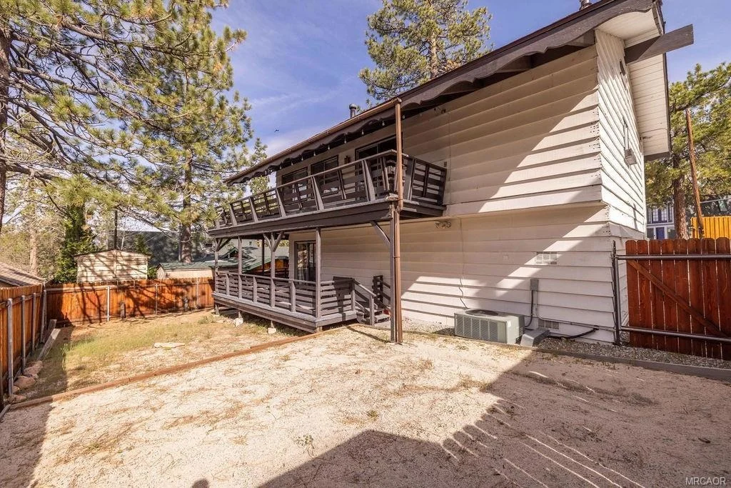 Photo of 40348 Cliff Lane