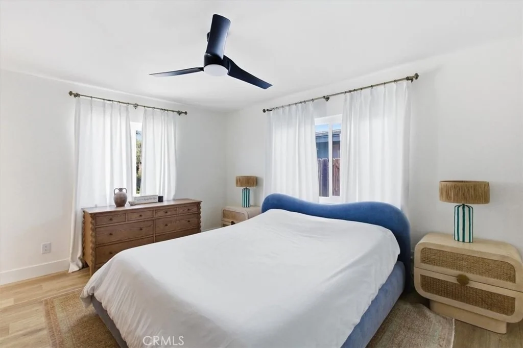 Photo of 1438 Kurtz
