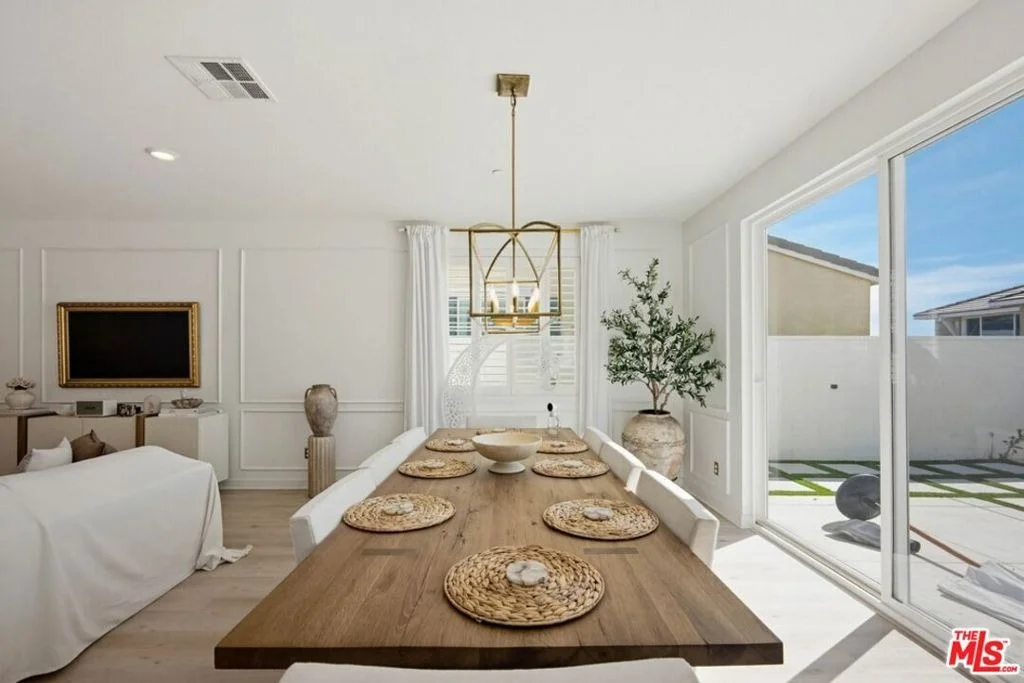 Photo of 16763 Mistletoe Lane