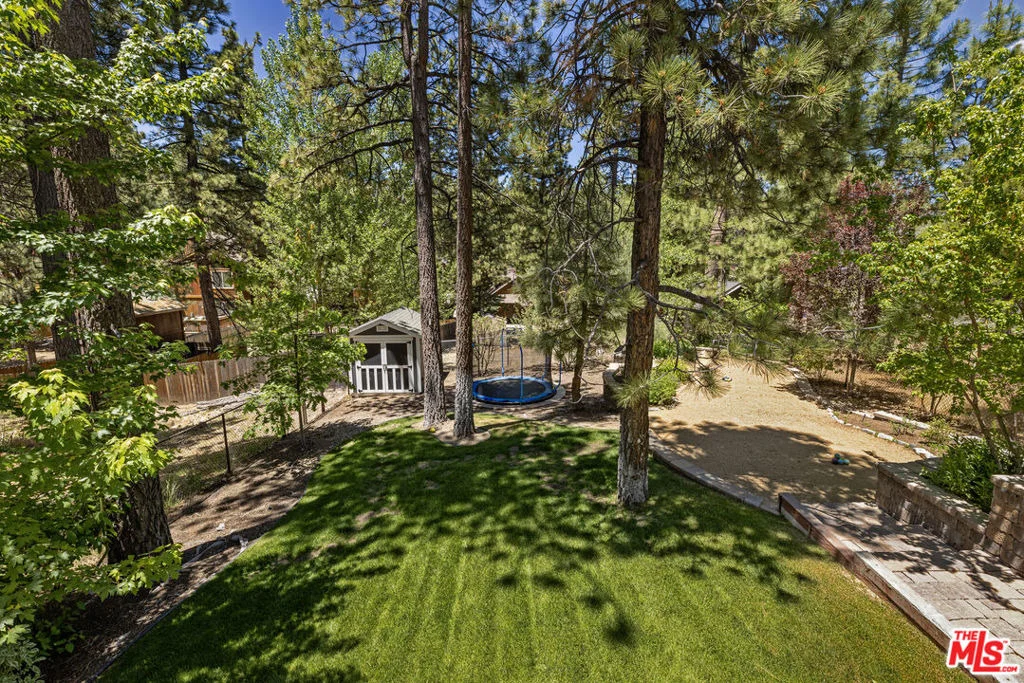Photo of 208 Knoll Road