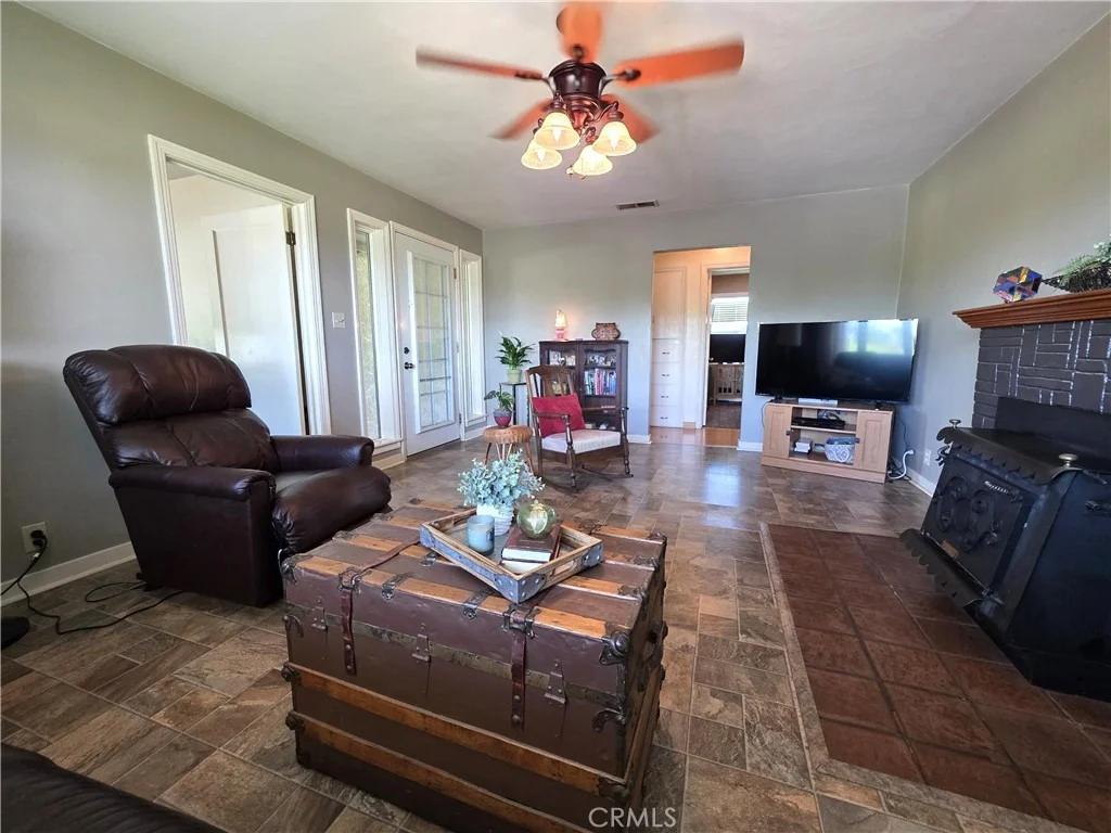 Photo of 23773 River Rd
