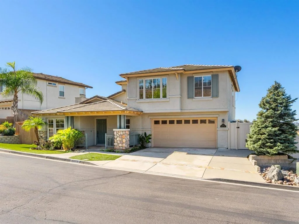 Photo of 2075 Boulders Road