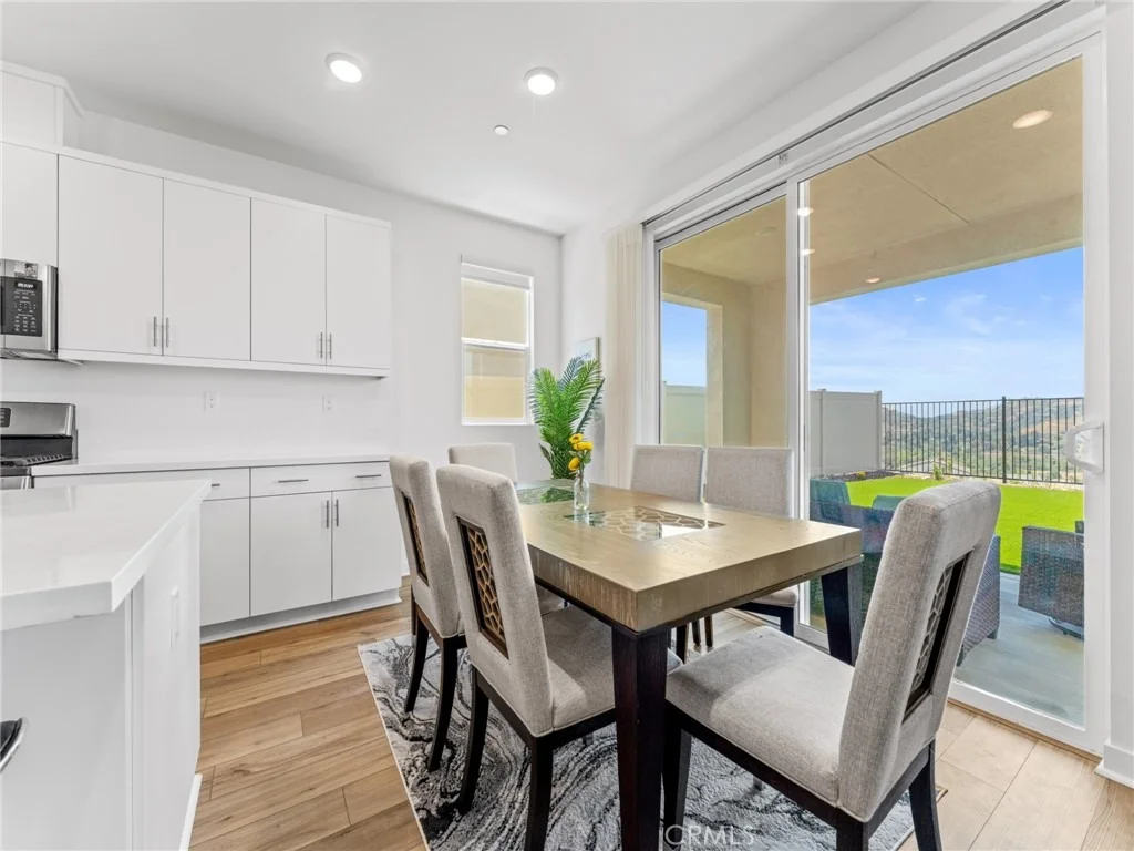 Photo of 598 Meadowood