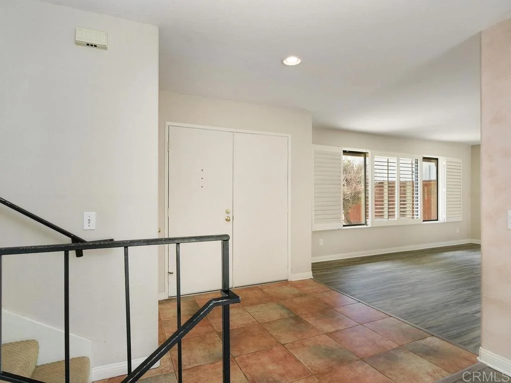 Photo of 4798 Hillside Drive