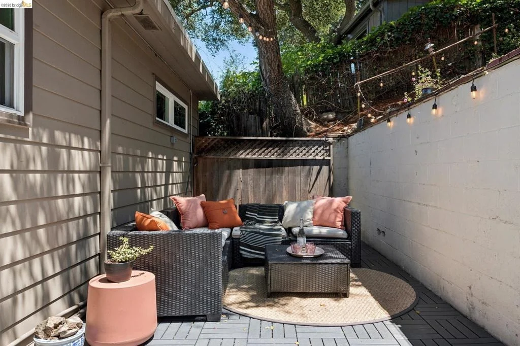 Photo of 515 Vincente Ave