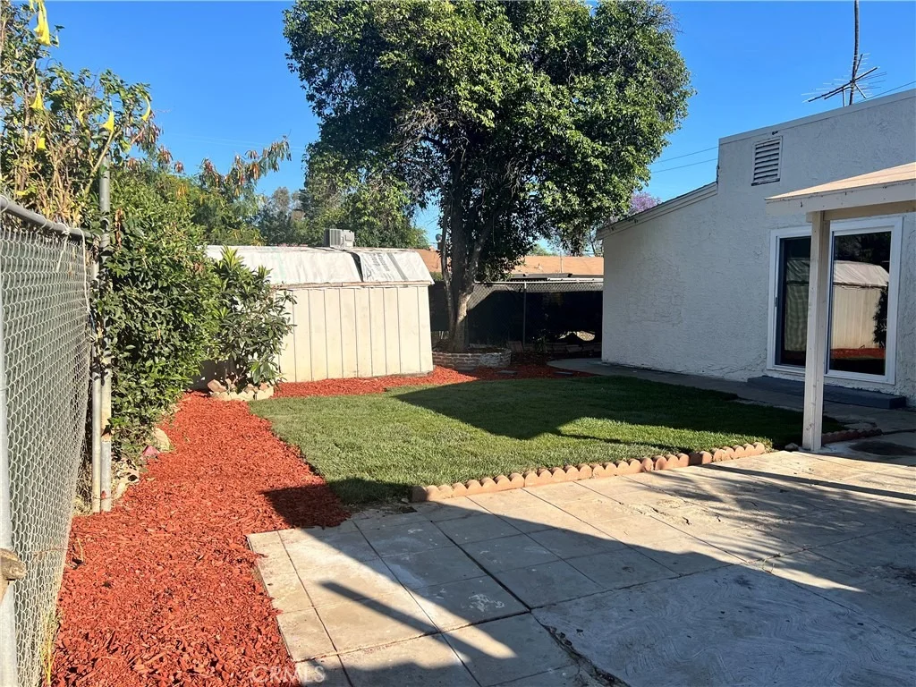 Photo of 2723 Iris Street