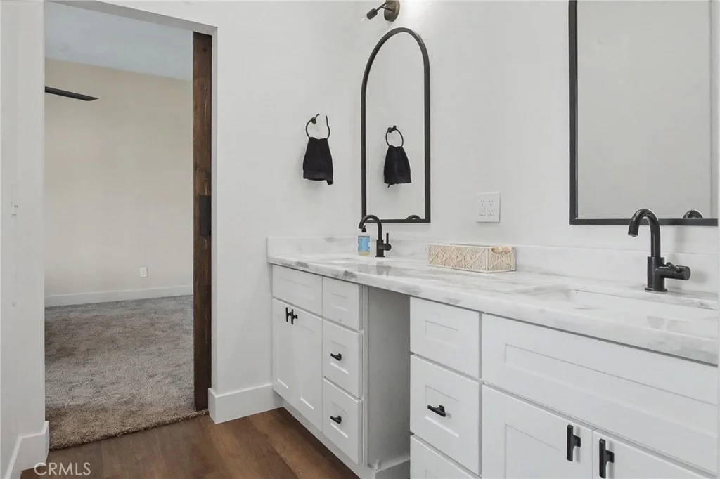 Photo of 952 Lido