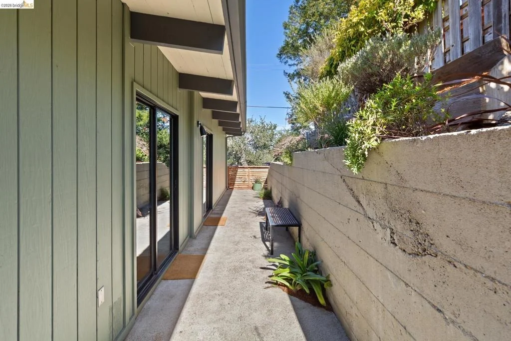 Photo of 2724 Shasta Road