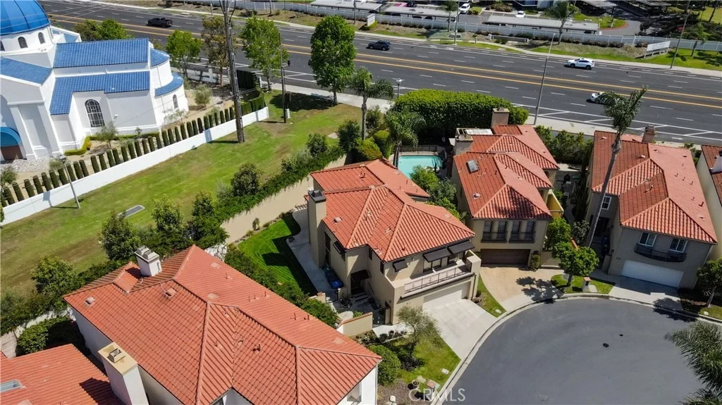 Photo of 5755 Avenida Estoril