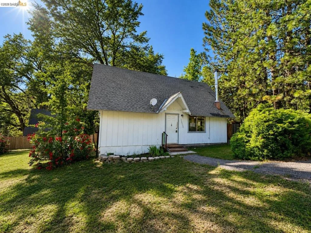 Photo of 22036 Crystal Falls Dr