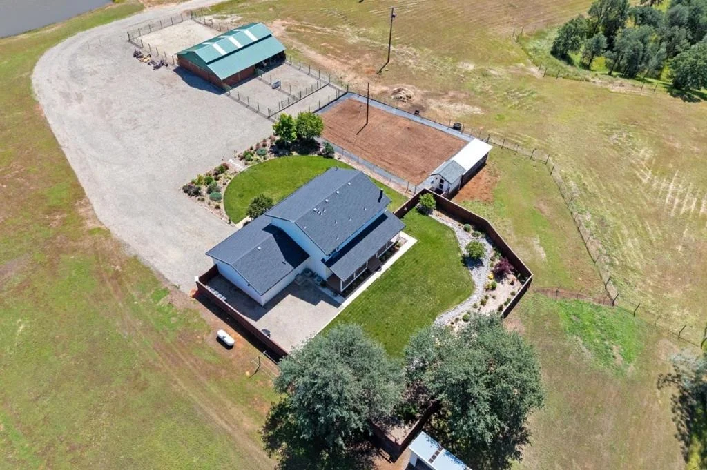 Photo of 17962 Coyote Lane