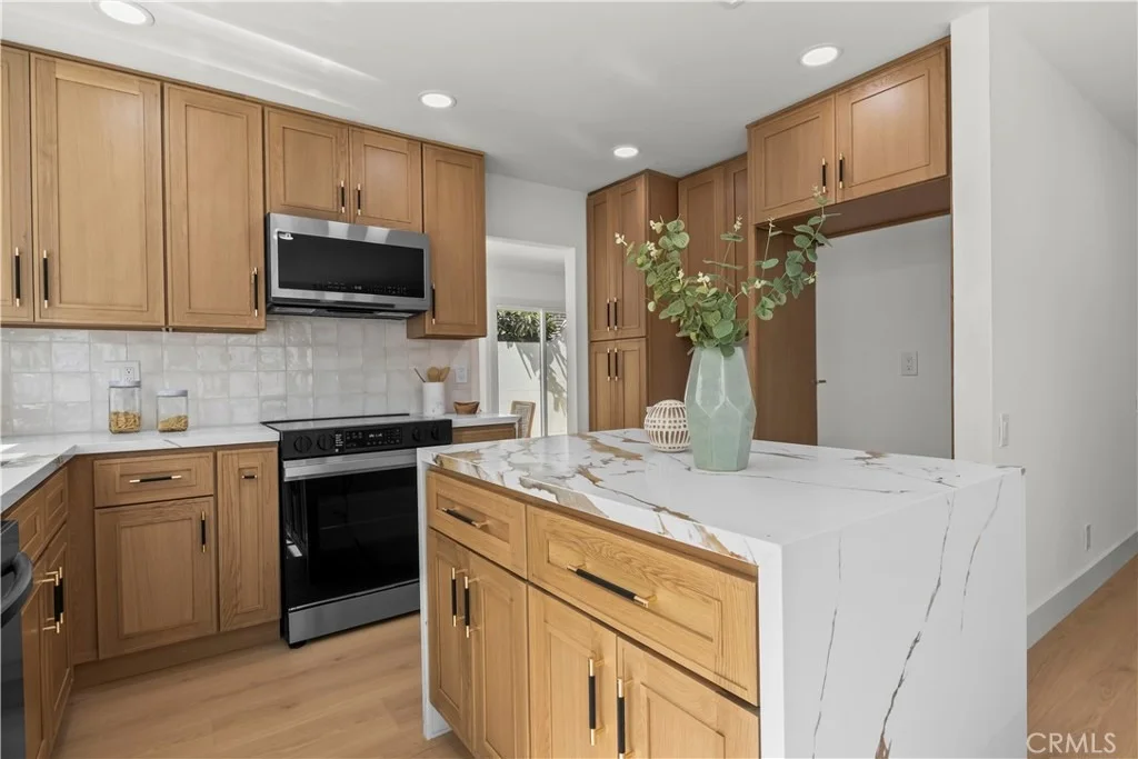 Photo of 3582 Carmel