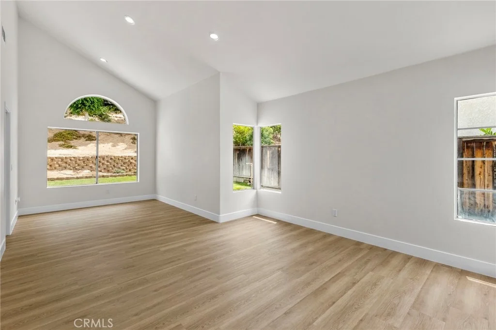 Photo of 585 Hamilton Drive