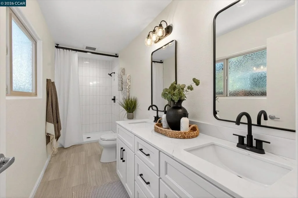 Photo of 714 Navaronne Way