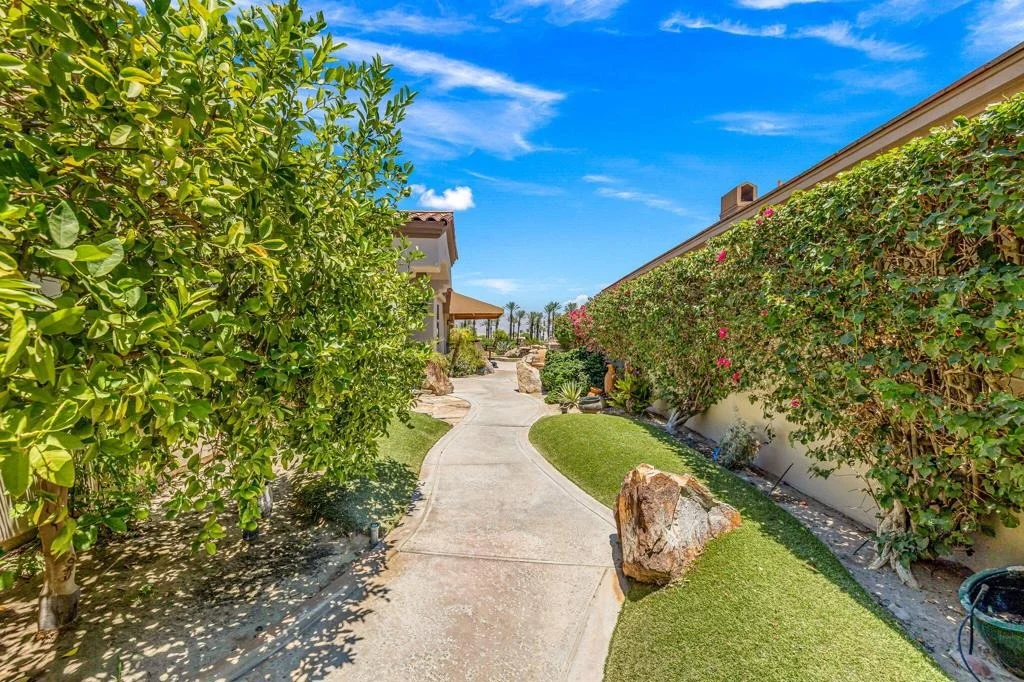 Photo of 280 Tomahawk Drive