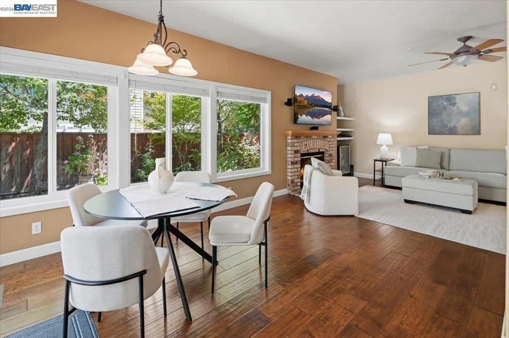 Photo of 3766 Valley View Way