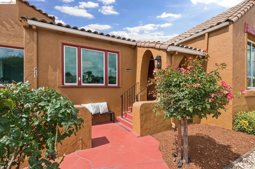 Photo of 423 Key Blvd