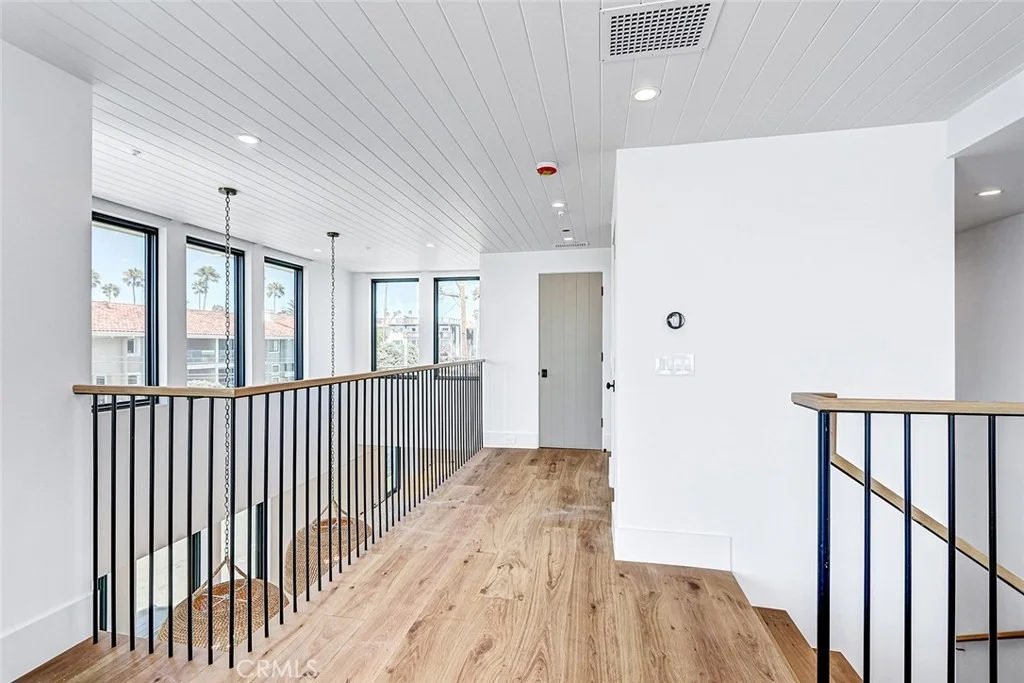 Photo of Unit 2 at 1400 Esplanade