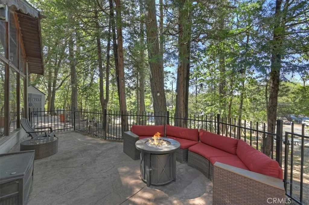 Photo of 27596 Oak Knoll
