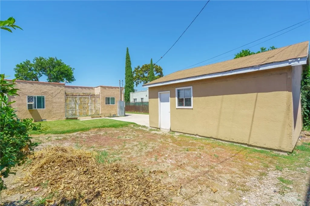 Photo of 346 W School Street