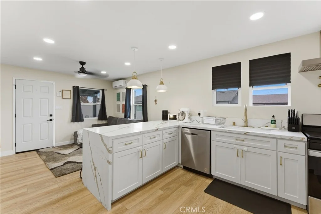 Photo of 14335 Leffingwell