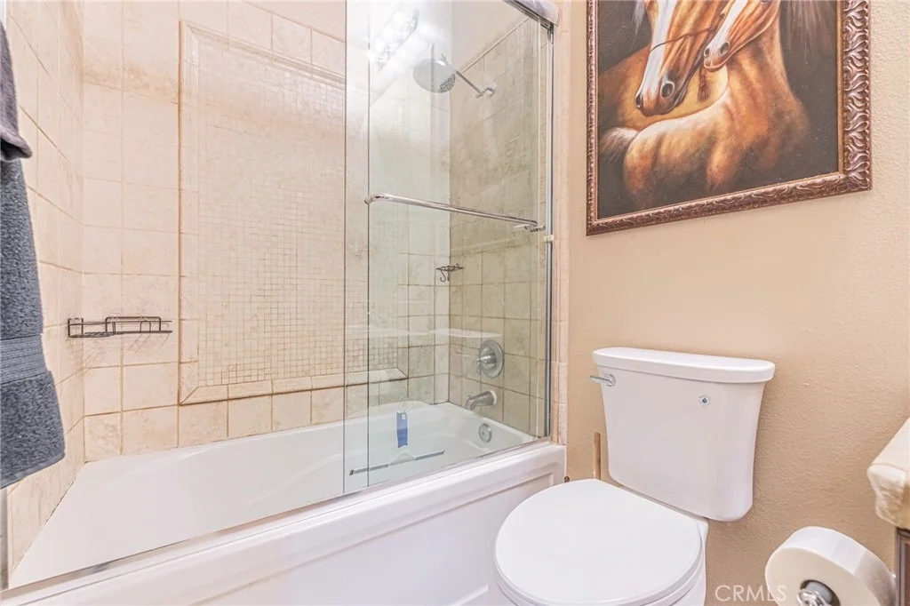 Photo of 33442 Desert Road