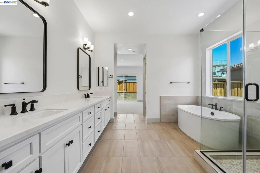 Photo of 427 Trellis Way