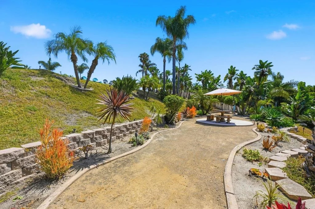 Photo of 3267 Avenida De Loyola