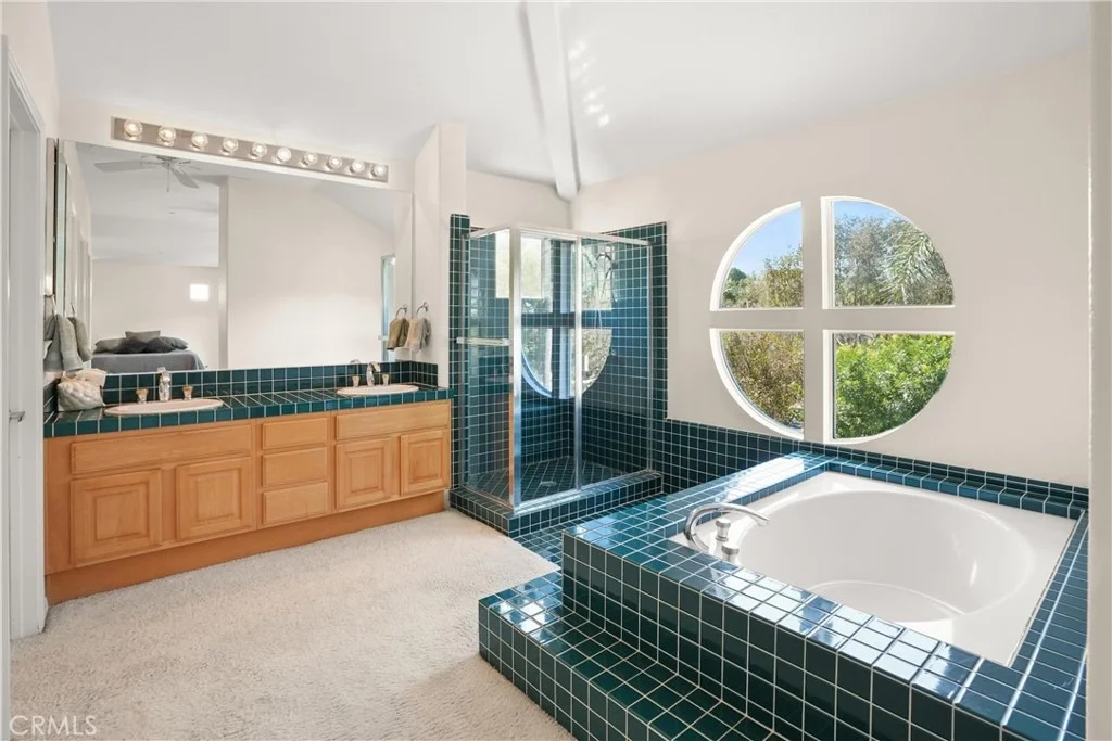 Photo of 3007 Vina Vial