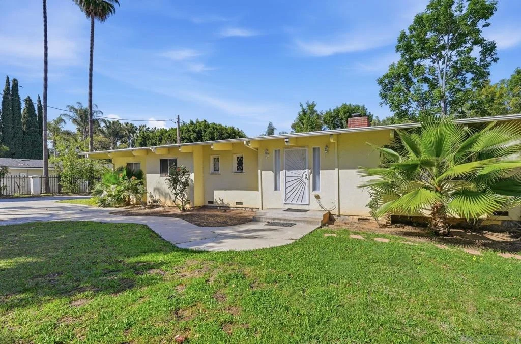 Photo of 1521 Foothill Dr