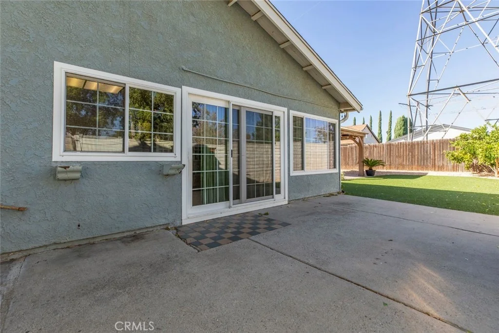 Photo of 2141 Hietter Avenue