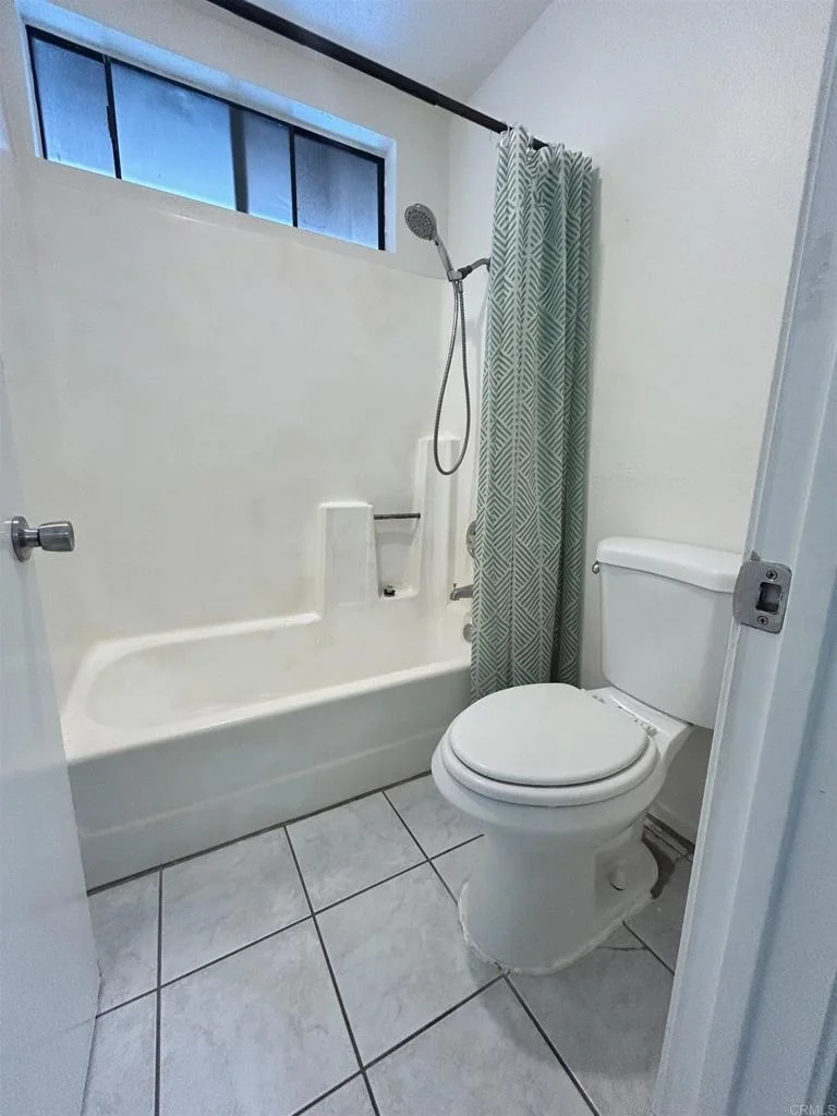 Photo of Unit 27 at 955 Postal Way